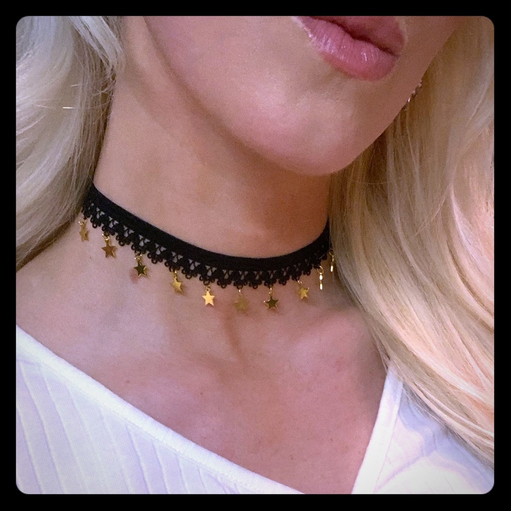 Back and gold star choker